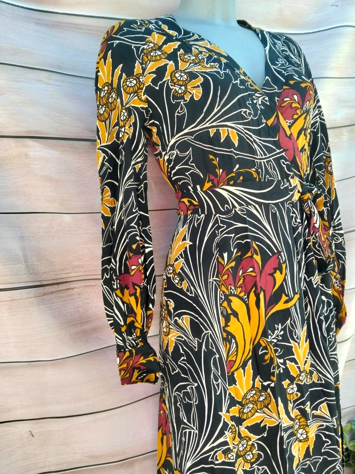 Vestido cruzado estampado floral – manga longa – costas abertas – Tamanho M 🏳 – photo 6